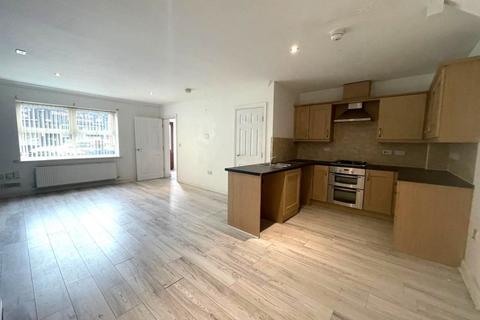 2 bedroom apartment to rent, Ormskirk Road, Pemberton