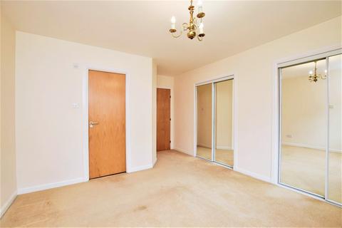 2 bedroom flat for sale, Cleeve Park, Perth, PH1