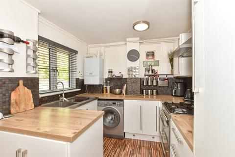 2 bedroom ground floor flat for sale, Sparkbridge, Laindon, Basildon, Essex