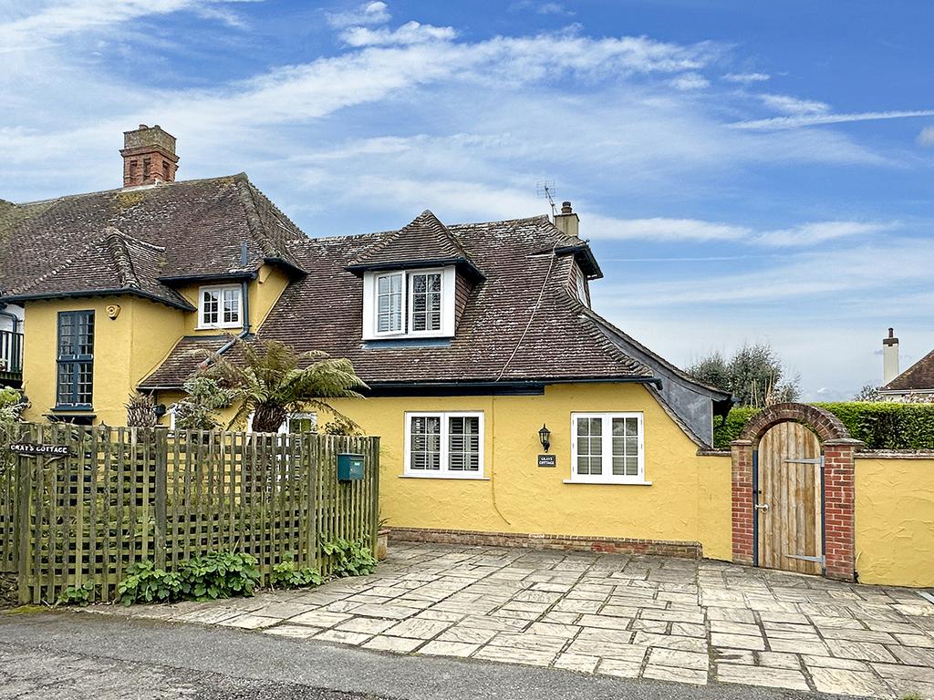 Aldwick Avenue, Bognor Regis, West... 3 bed house for sale £800,000
