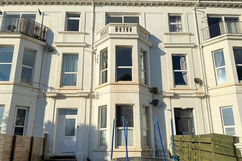 2 bedroom flat to rent, Alexandra Terrace, Exmouth EX8