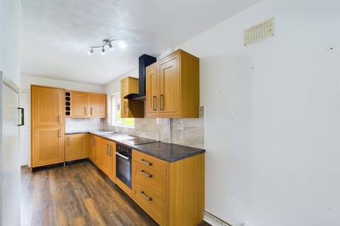 3 bedroom semi-detached house for sale, Grasmere Drive, Worcester, Worcestershire, WR4