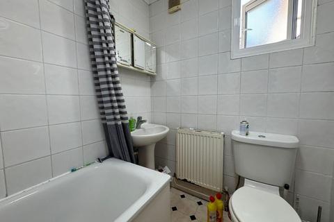 53 Clifford Gardens, London, NW10 5JE
