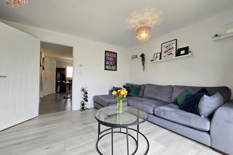 3 bedroom semi-detached house for sale, Ffordd Y Mileniwm