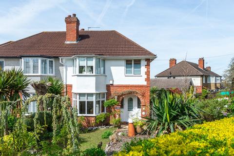 53 Littleheath Road, South Croydon, CR2 7SJ