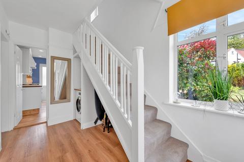 53 Littleheath Road, South Croydon, CR2 7SJ