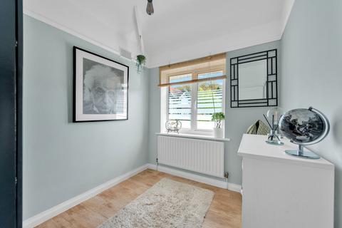 53 Littleheath Road, South Croydon, CR2 7SJ