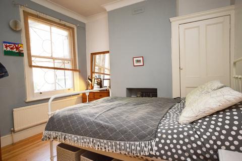 2 bedroom flat to rent, Adelaide Avenue SE4