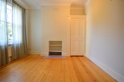 2 bedroom flat to rent, Adelaide Avenue SE4