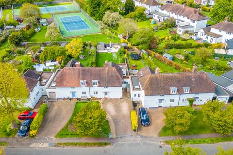 4 bedroom semi-detached house for sale, Dellcott Close, West Side, Welwyn Garden City, Hertfordshire, AL8