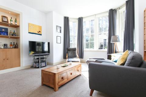 1 bedroom ground floor flat for sale, 13 Mill Lane, The Shore, Edinburgh, EH6 6TJ
