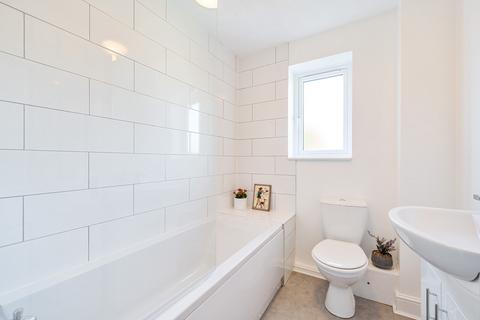 35 Oswald Close, Fetcham, Leatherhead, KT22 9UA