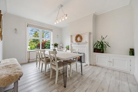 4 Ackworth Drive, Yeadon, Leeds, LS19 7BR