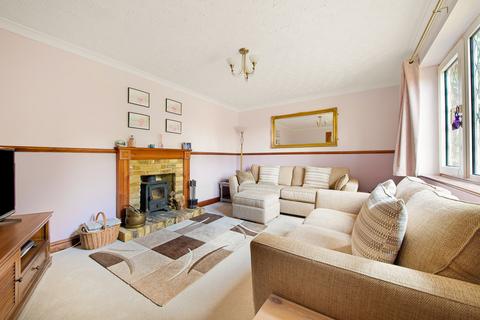 5 Broome Close, Headley, Epsom, KT18 6LW