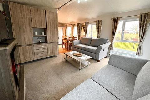 2 bedroom static caravan for sale, Tattershall Lakes Country Park