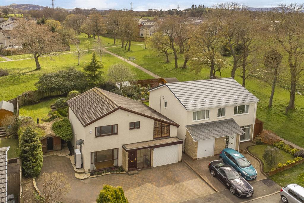 57 Marchbank Drive, Balerno 4 bed detached house for sale £460,000