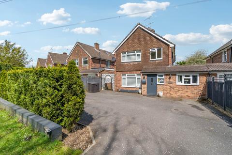 4 bedroom detached house for sale, Bushey Mill Lane, Bushey