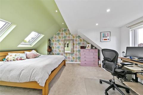 3 bedroom maisonette for sale, Beaulieu Close, East Twickenham, TW1