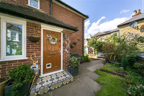 16 Beaulieu Close, Twickenham, TW1 2JR