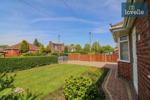 2 bedroom bungalow for sale, Windermere Avenue, Grimsby DN33