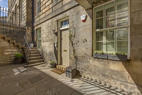 4 bedroom ground floor flat for sale, Albyn Place, New Town