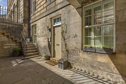 4 bedroom ground floor flat for sale, Albyn Place, New Town