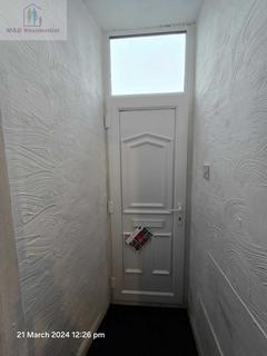 2 bedroom end of terrace house to rent, Bolton BL2