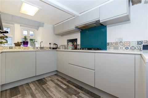Friends Cottage, 13 Earby Road, Salterforth, Barnoldswick, BB18 5TQ