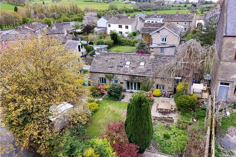 Friends Cottage, 13 Earby Road, Salterforth, Barnoldswick, BB18 5TQ