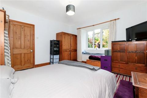 Friends Cottage, 13 Earby Road, Salterforth, Barnoldswick, BB18 5TQ