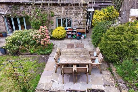 Friends Cottage, 13 Earby Road, Salterforth, Barnoldswick, BB18 5TQ