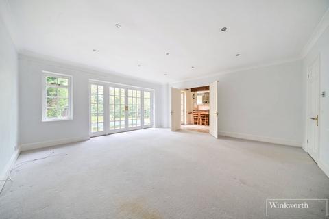 4 bedroom detached house to rent, Pinecote Drive, Sunningdale, Berkshire, SL5