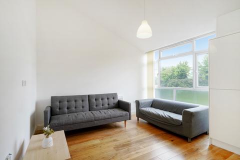 2 bedroom maisonette to rent, Chalkhill Road, Wembley HA9