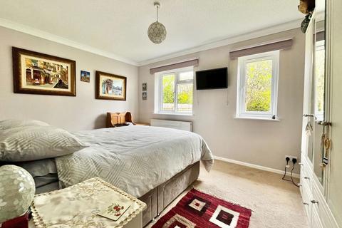 21 Bridle Close, Paignton, TQ4 7SL
