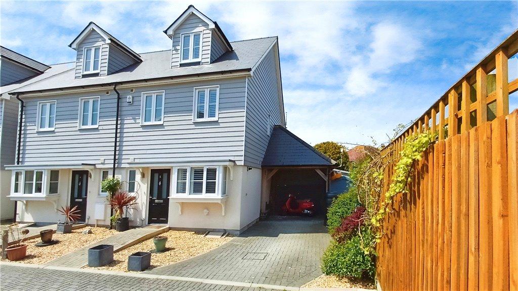 Ockley Road, Bognor Regis, West Sussex 3 bed semidetached house for