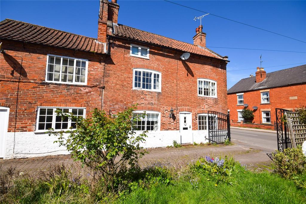 Easthorpe, Southwell... 4 bed semidetached house for sale £365,000