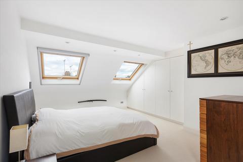 3 bedroom terraced house for sale, Burnthwaite Road, London, SW6