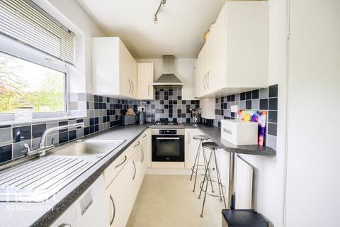26 Denton Close, Kenilworth, CV8 1BL