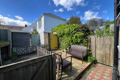 2 bedroom terraced house for sale, York Road, Walmer, Deal, CT14