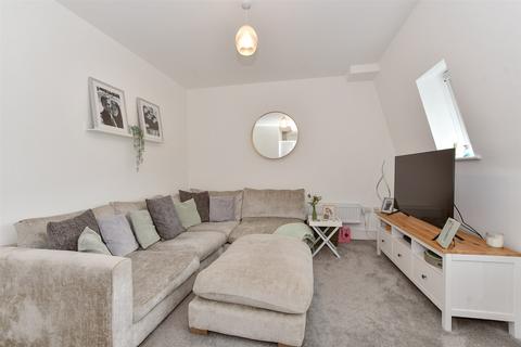 1 bedroom apartment for sale, Aston Road, Laindon, Basildon, Essex