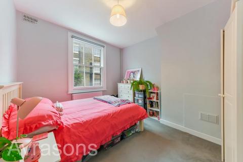 2 bedroom flat to rent, HANDFORTH ROAD, OVAL