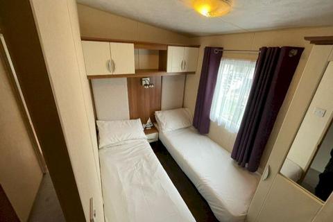 2 bedroom static caravan for sale, Amroth Castle Holiday Park, Amroth SA67