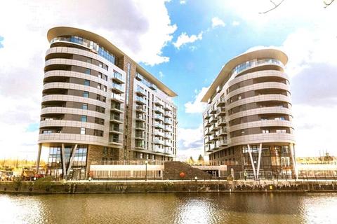 2 bedroom flat for sale, Manchester Waters, 3 Pomona Strand, Old Trafford, M16