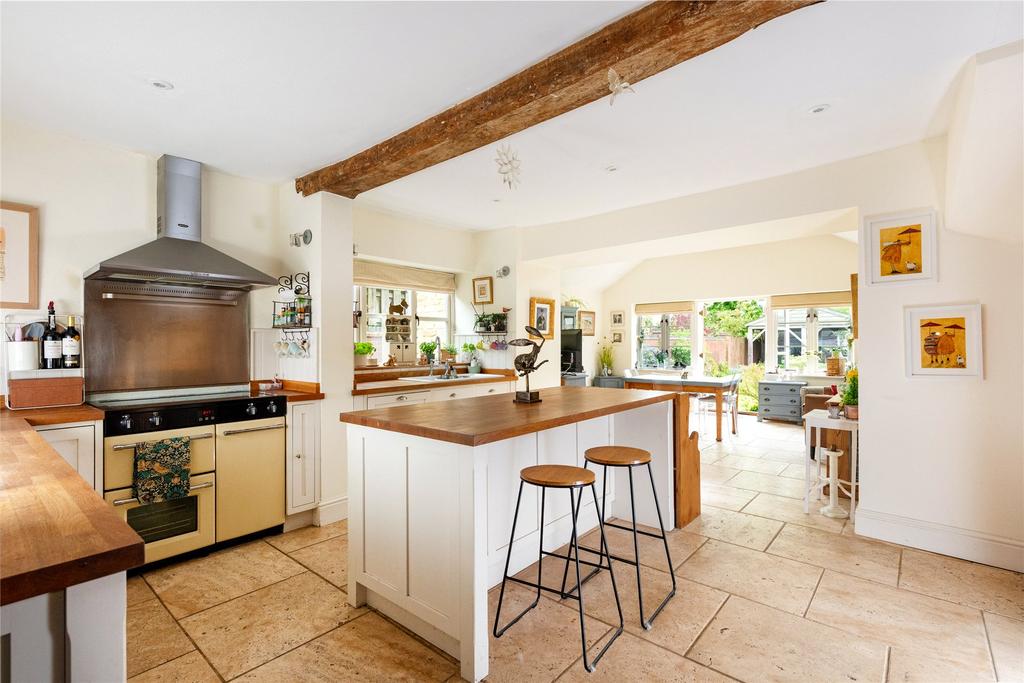 Kitchen/Breakfast