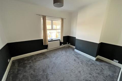1 bedroom flat to rent, Broughton Avenue, Doncaster