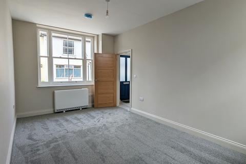 1 bedroom apartment for sale, High Street, Kelvedon CO5