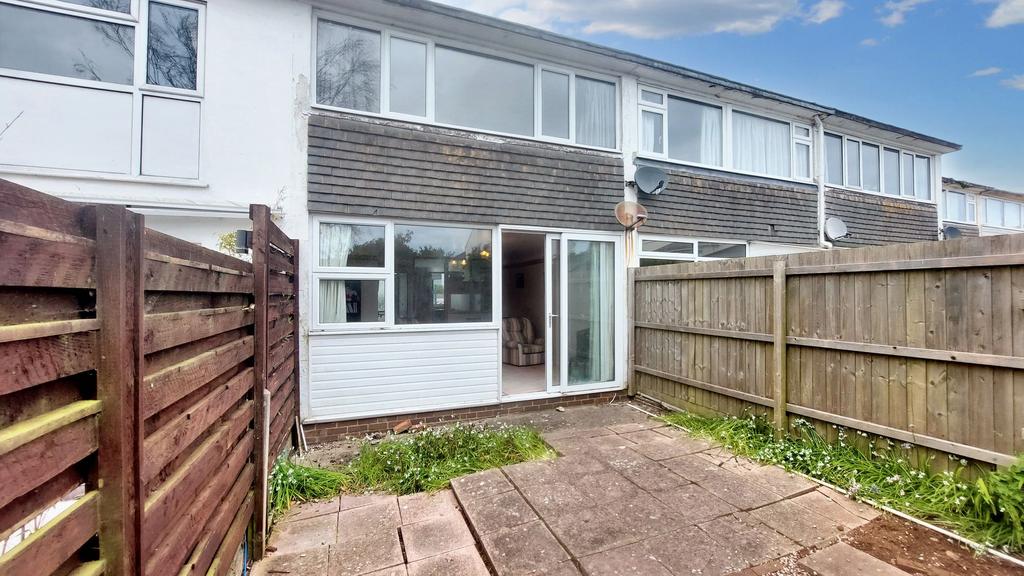 Rea Drive, Brixham, TQ5 2 bed terraced house for sale £210,000