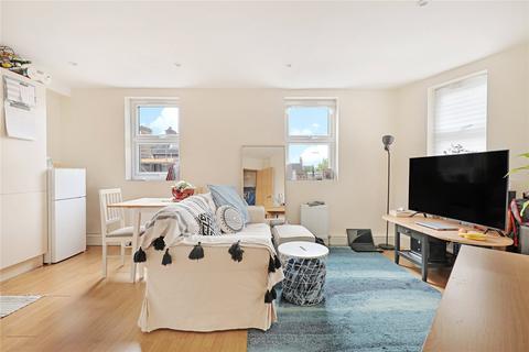 1 bedroom flat for sale, Havant Road, Walthamstow, London, E17