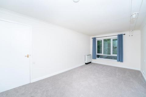 1 bedroom retirement property for sale, Walker Close, W7