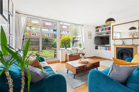 3 bedroom apartment for sale, Ewen Crescent, London, SW2